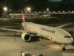 22:55に羽田空港を出発して、いざトルコのイスタンブールへ!