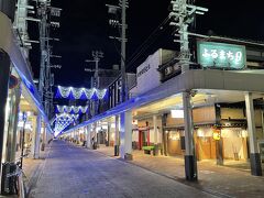 古町通の夜　かつては日本有数の花街だった