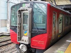 という訳で長野駅にワープ。
ロッカーに荷物を預けたら、しなの鉄道に乗ります。