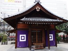 警固神社は、福岡藩の藩祖である黒田長政が建てた神社です。