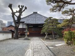 どんどんいきましょう
続いては表参道沿いにある十念寺