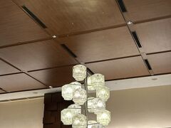 伊丹の実家からの帰り道で一旦梅田で降りて、グランヴィア大阪でティータイムして夕飯までの時間調整します。