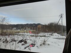 　赤平駅の手前では、高層の共同住宅群が見えて来ました。炭鉱の名残りでしょうか。