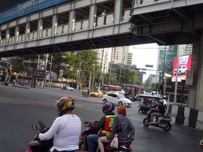 BTSでアソークに戻り、