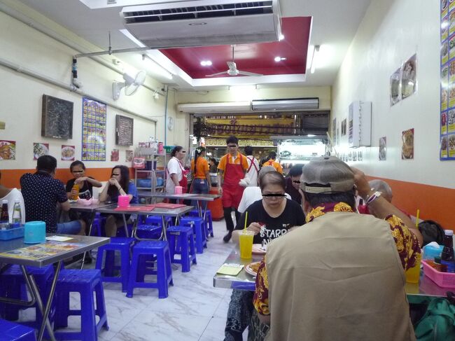 ローカルな中華料理店ですが味は絶品です。