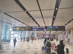 初めてのチャンギ国際空港
ただただその広さに圧倒されます！