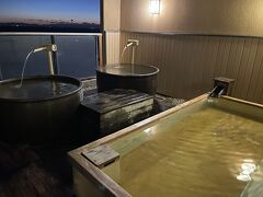 源氏香　最上階展望露天風呂　伊勢の湯（男湯）

壺湯もありました