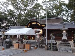 旧東海道沿いにある立木神社。滋賀県随一の古社です。年末ということもあり、境内は正月を迎える準備がされてました