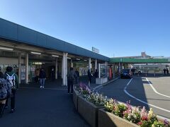 ここから鎌倉街道に入ります。
府中本町駅をこのまま通過します。