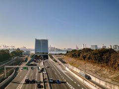 車窓から…

首都高の東京港トンネルです(^^)