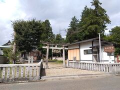 三ツ石神社