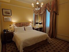 Hotel Grande Bretagneに到着。
きれいで快適でした。