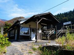 10:55、JR倉本駅に到着。こちらは無人駅だそうです。