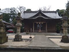 松江神社。大晦日ですが、元旦に向けた準備とかは特にされていなくて、静かでした。