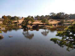 　水前寺成趣園に着きました。
　「いい所だ！」
　静かで落ち着いた雰囲気です。
　
　