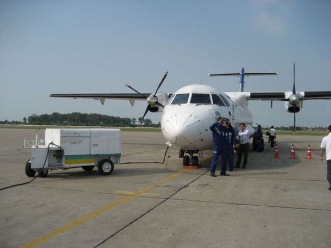 ビエンチャンからラオス航空でルアンパバーンへ40分間のフライトです。