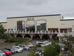 倉敷駅に戻って来ました。空模様が怪しいですよ。風も出てきました。