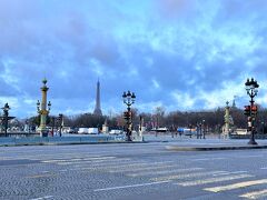 Place de la Concorde

Hôtel de la Marineはコンコルド広場に面しています。
ここからはエッフェルも見えるよ～
