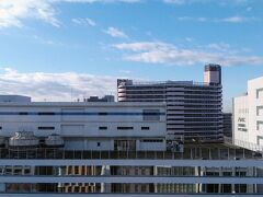 2日目朝
正面の眺望です、今日もいい天気です
11時10分に友人と千葉駅で待ち合わせで、チェックアウト11時までゆっくりします
