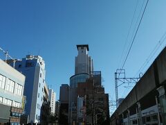 2泊目のホテルは千葉駅周辺で1番お気に入りのホテル、京成ホテルミラマーレの外観が見えて来ました千葉駅から徒歩8分で、京成千葉中央駅は直結です

千葉駅周辺で宿泊するホテルは4カ所で一番長く滞在できてチェックイン13時、チェックアウト11時も良いですね