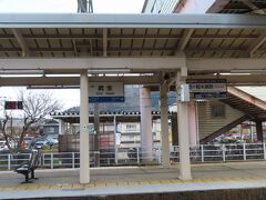 じゃ、そうしよう。というわけで予定変更、11:14「武生駅」下車。初めて降り立つ駅です。