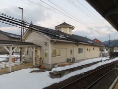 「永平寺口駅」手持ちの木造駅舎のガイド本にものっています。次回は下車して各所見て回りたいと思っています。