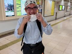 勾当台公園駅から地下鉄に乗って仙台駅へ向かいます。
いっつも明るいモーリン。みんなを笑わせてくれますね～
小林よしのり先生の「東大一直線」のような雰囲気が(また古いネタを）
小林先生の作品だとへけけさまでお馴染みの「おぼっちゃまくん」を思い出すケド。