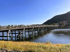 ３１＜渡月橋＞
　渡月橋を渡った先にあるのが、今回の旅の最後の目的地「法輪寺」。
