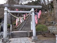 温泉神社
湯本駅から徒歩１０分くらいのところに湯本温泉の鎮守です。
湯本温泉の鎮守です。６７３年創建の歴史ある神社です。