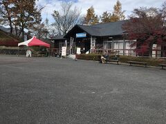 城峯公園です。
季節外れの桜がきれいでした。