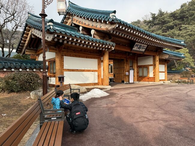 外国人も無料で入れるなんてありがたい！<br />この機会に一度見ておきたいと思って来ました。