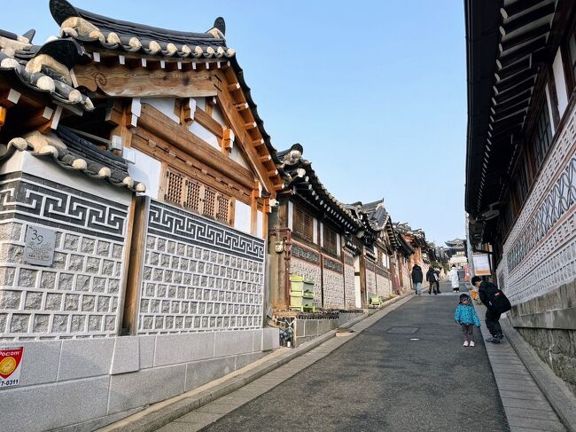 そのまま観光へ行くよー<br /><br />まだ行ったことのない市内で北村韓屋村へ