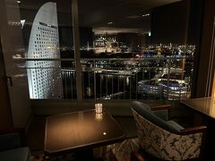 そのままラウンジへ。