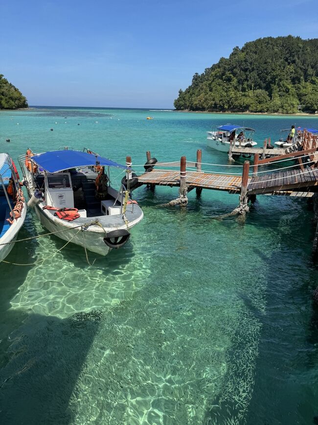 桟橋のところが一番小魚が集まっていました。