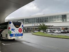 30分くらいで富山駅に到着しました。
何だか怪しい雲が・・・