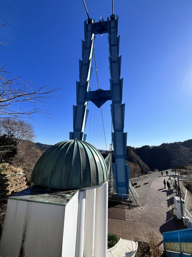 上の段から竜神大吊橋を見ました。