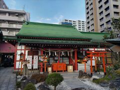 @仙台大神宮
初詣は近所の小さい神社でやったが、ま、仙台での初詣はここで。
ここの神社は東京や新潟の大神宮なんかと同じで、神宮教院が起源の神社です。