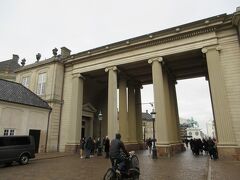 アマリエンボー宮殿の南側にある門。