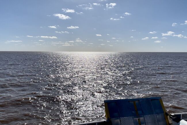 風がけっこう強くて、このフェリーで初めて揺れを体験しました。