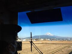 途中、富士山が見えます！

8:57　三島駅着
9:15　三島駅発のバスに乗車