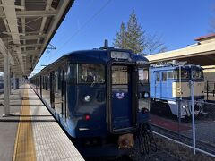 信濃鉄道で小諸まで。