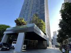 Siamese Exclusive Queens

01月01日（月）　　09:15

2分ほどの Siamese Exclusive Queens へ

