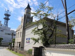 森本慶三記念館
元々はキリスト教図書館だったとか・・・