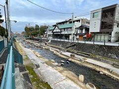 朝食後は温泉街を散歩。
チェックアウトが12時なので
午前中ゆっくりできます。