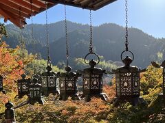 「談山神社」東西透廊上の灯籠
