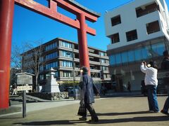 二の鳥居
ここから段葛が始まります。