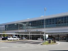 改めまして、富山駅。
新幹線が来るのと前後して一気にきれいな駅になったような。