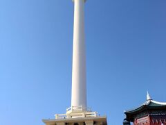 こちらの釜山タワーを登りましょう。