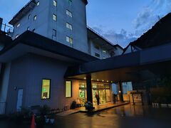 着いた～
部屋番号は聞いてたからフロントで申し出て部屋へ。