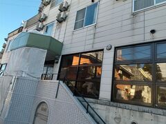 越後湯沢で高速降りて、今日の宿「あざみ亭」に寄りました！
